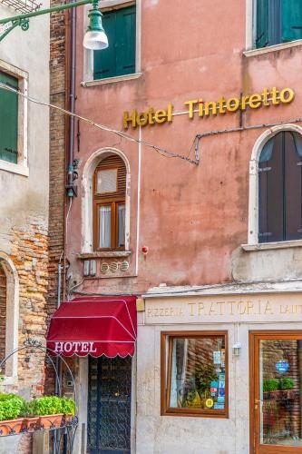 Hotel Tintoretto — Property