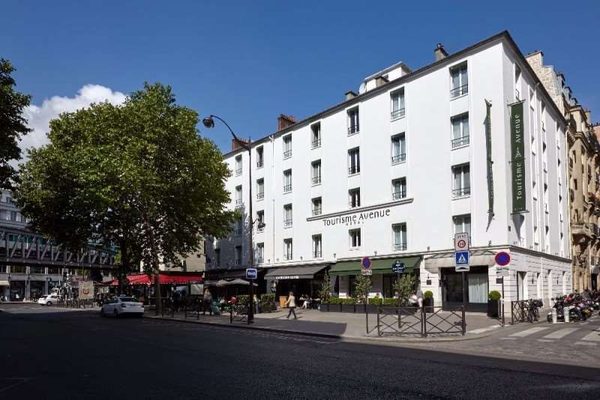 Hotel Tourisme Avenue — Property