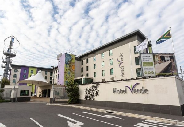 Hotel Verde Cape Town Airport Matroosfontein Western Cape — Property