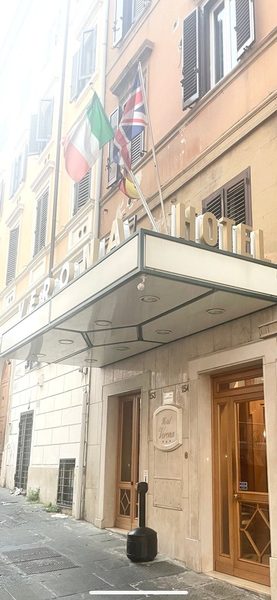 Hotel Verona — Property