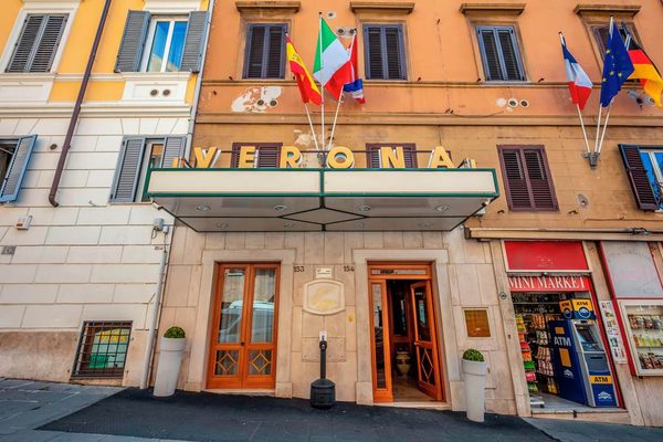 Hotel Verona — Property