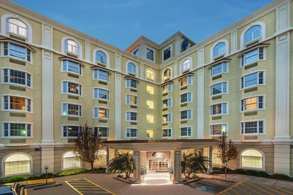 Hotel Vesper Houston a Tribute Portfolio Hotel — Property