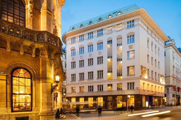 Hotel Vienna — Property