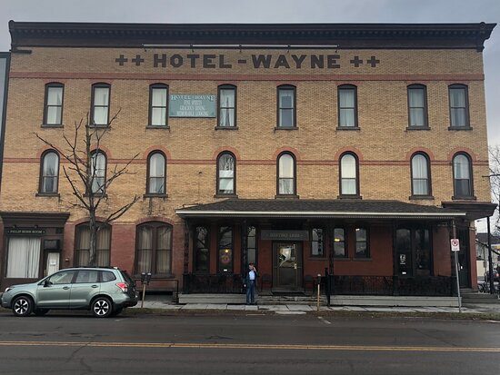 Hotel Wayne Honesdale Pocono Mountains Region Pennsylvania — Property