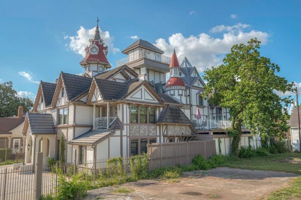 Houston Towers — Property