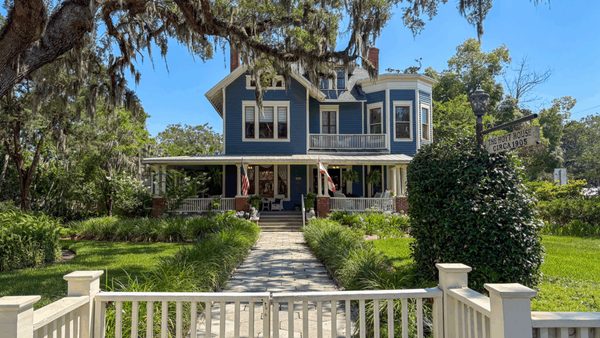 Hoyt House Bed Breakfast — Property