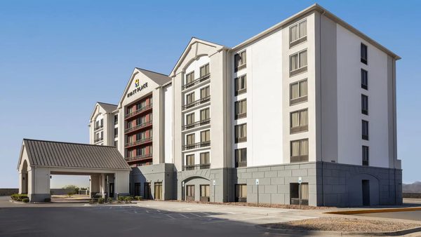 Hyatt Place El Paso Airport — Property