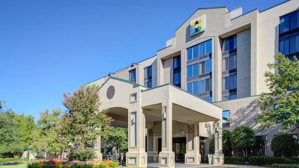 Hyatt Place Richmond Arboretum — Property