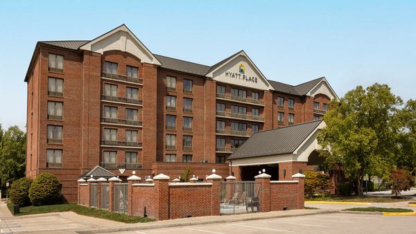 Hyatt Place Sterling Dulles Airport North — Property