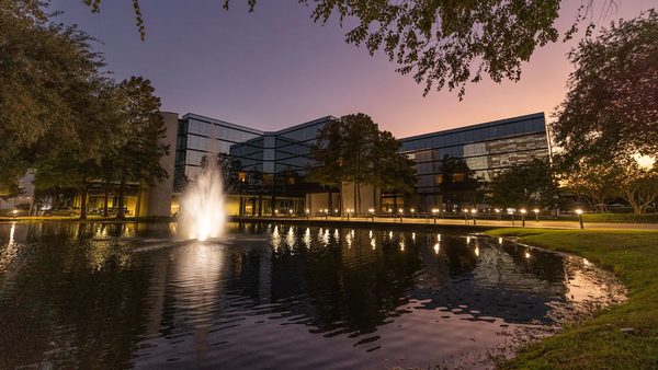 Hyatt Regency Houston West — Property