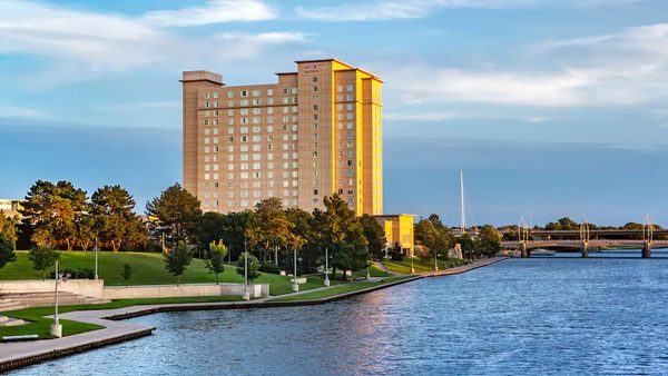 Hyatt Regency Wichita — Property