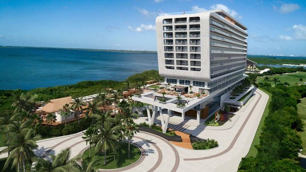 Hyatt Vivid Grand Island — Property