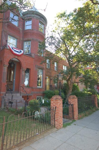 Hydeaway Bed N Breakfast — Property