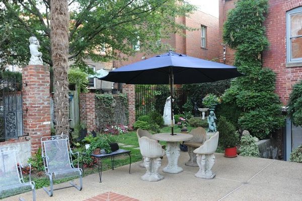 Hydeaway Bed N Breakfast — Property