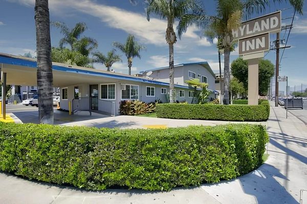 Hyland Motel Van Nuys Los Angeles California — Property