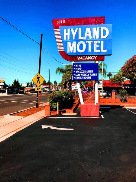 Hyland Motel Van Nuys Los Angeles California — Property