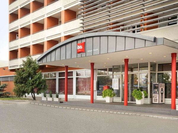 Ibis Budapest Citysouth — Property