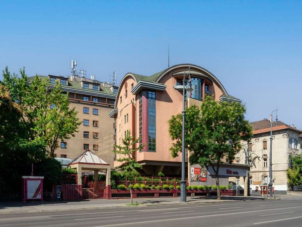Ibis Budapest Heroes Square — Property