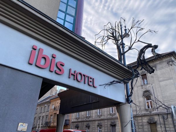 Ibis Budapest Heroes Square — Property