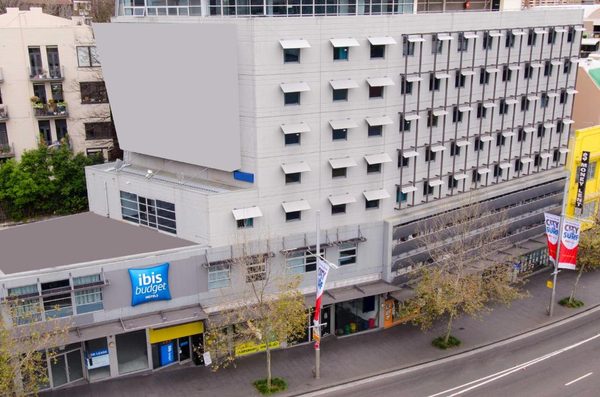 Ibis budget Sydney East — Property