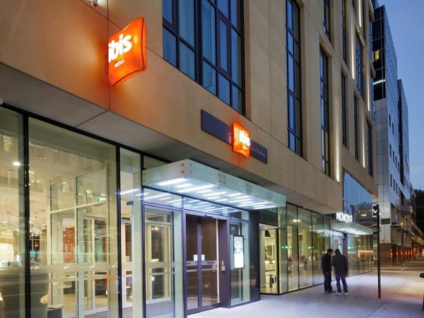Ibis London Blackfriars — Property