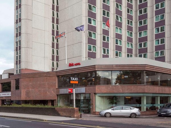 Ibis London Earls Court — Property