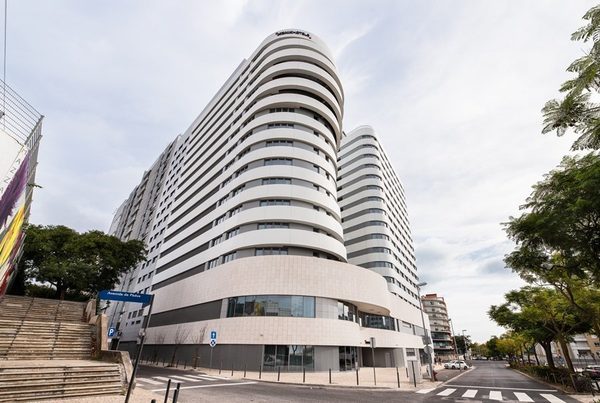 Ikonik Lisboa — Property