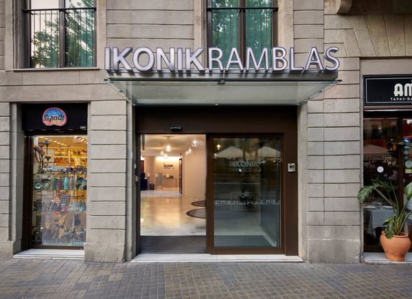Ikonik Ramblas Barcelona Catalonia — Property