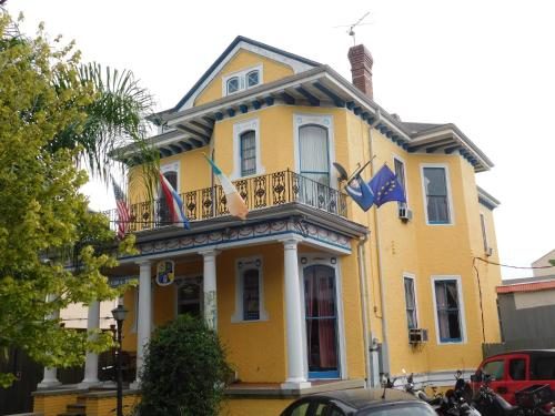 India House Hostel — Property