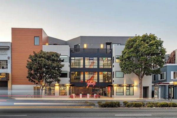 Infinity Hotel San Francisco Tapestry Collection By Hilton — Property
