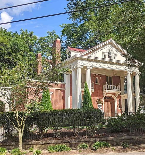 Inman Park Bed and Breakfast — Property