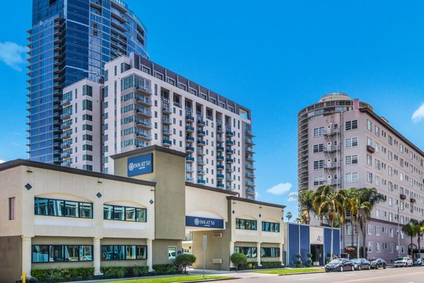 Inn at 50 Long Beach Convention Center — Property