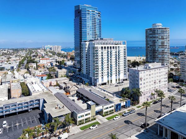 Inn at 50 Long Beach Convention Center — Property