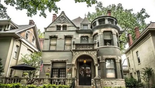 Inn at Saint James Court — Property