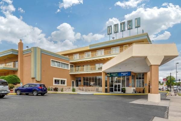 Inn At The Highlands Denver Downtown — Property