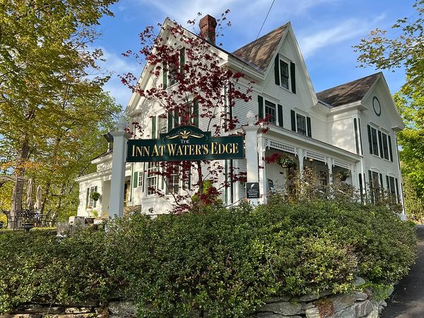 Inn at Water s Edge — Property
