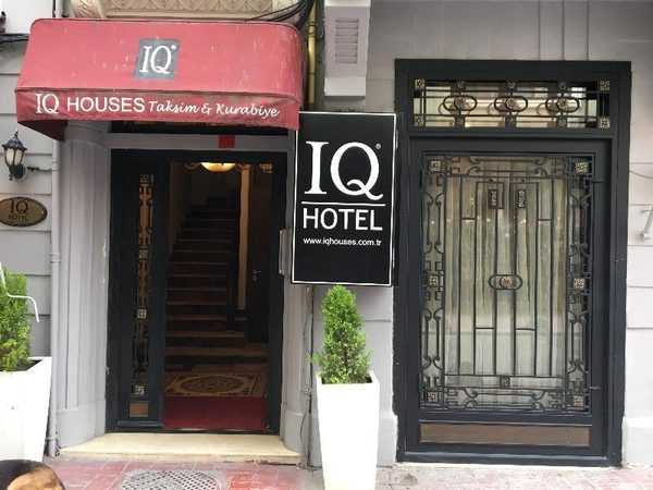 IQ Houses Istanbul — Property