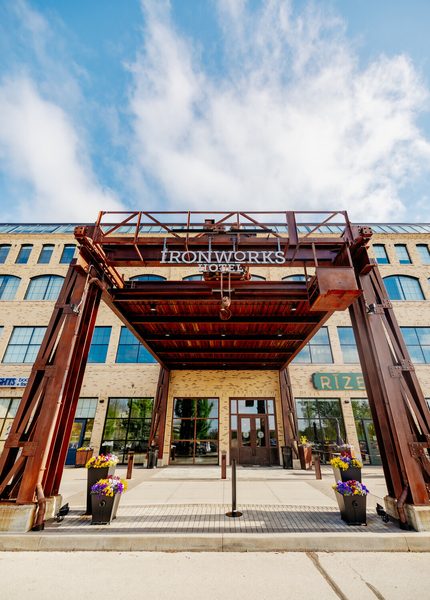 Ironworks Hotel Indy Indianapolis Indiana — Property