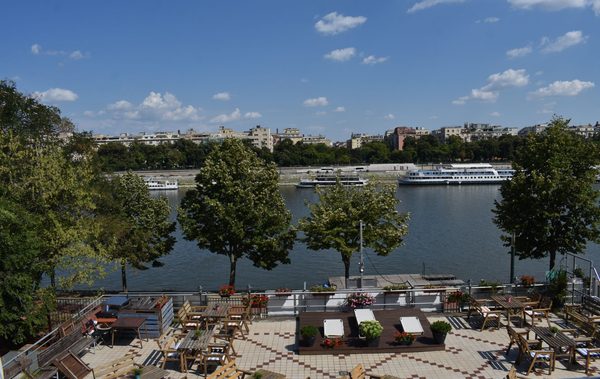Island Hostel Budapest — Property
