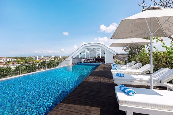 Jambuluwuk Oceano Seminyak — Property