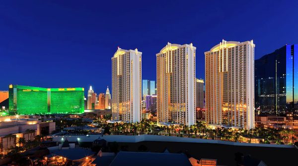 Jet Luxury The Signature Hotel Las Vegas Nevada — Property