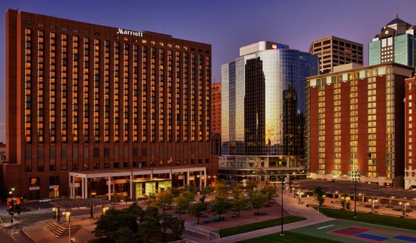 Kansas City Marriott Downtown — Property
