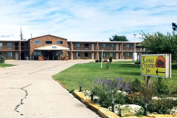 Kansas Country Inn — Property