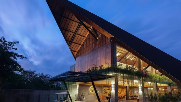 Kayumas Seminyak Resort — Property