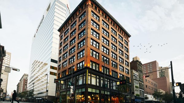Kinley Cincinnati Downtown A Tribute Portfolio Hotel — Property