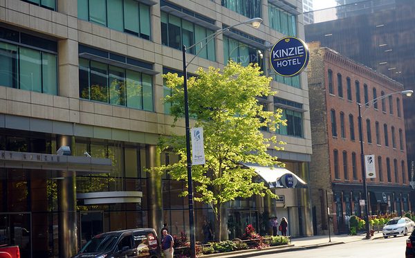 Kinzie Hotel Chicago Illinois — Property