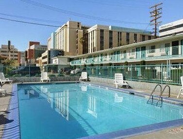Knights Inn Downtown Los Angeles Los Angeles California — Property