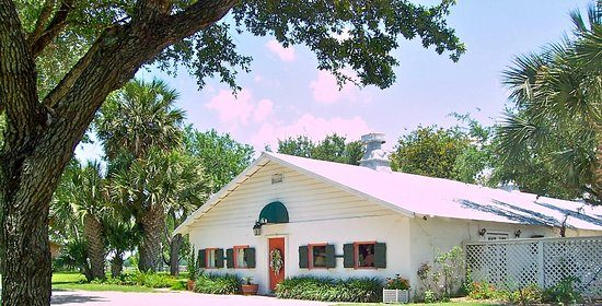 Knolle Farm and Ranch Bed Barn and Breakfast — Property