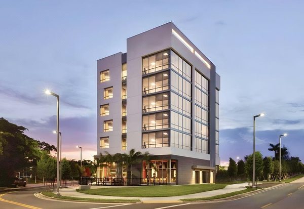 Kompose Boutique Hotel Miami Airport Miami Florida — Property