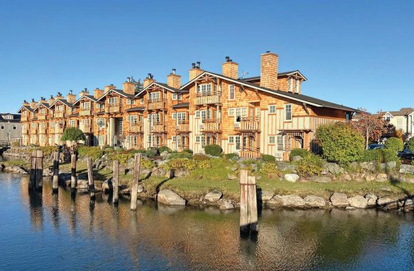 La Conner Channel Lodge — Property